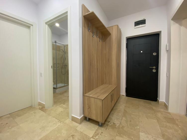 Apartament cu 3 camere decomandat în Drumul Taberei