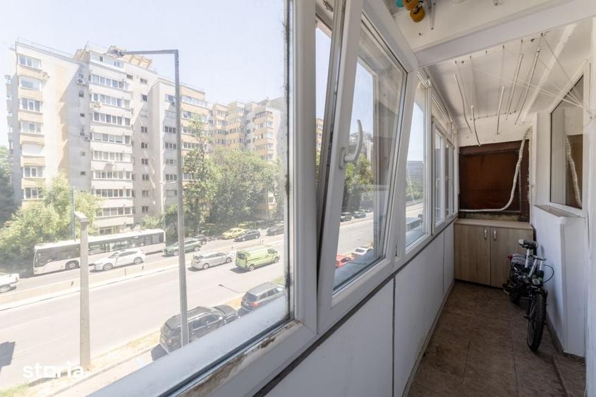 Apartament cu 3 camere decomandat, mobilat în Tei