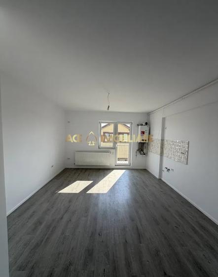 Apartament cu 3 camere decomandat în Dobroești