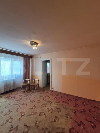 Apartament cu 2 camere nedecomandat, mobilat în 7 Noiembrie