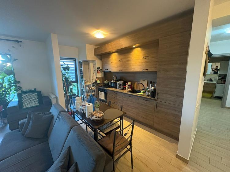 Apartament cu 2 camere decomandat, mobilat în Drumul Taberei