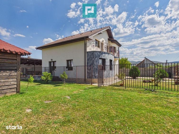 Casă cu 4 camere în Șiria