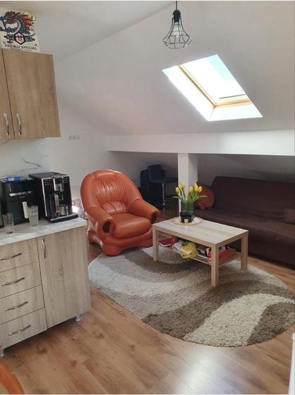 Apartament cu 2 camere decomandat în Exterior Vest