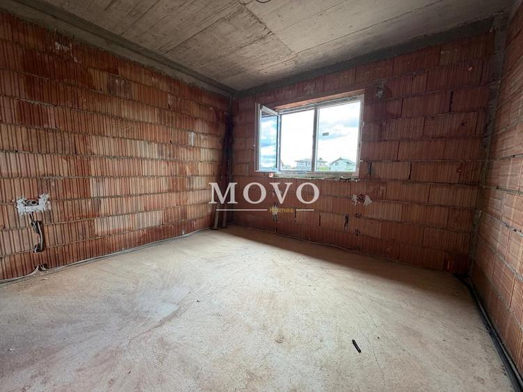 Casă individuală cu 4 camere cu Teren 372 Mp în Sânandrei