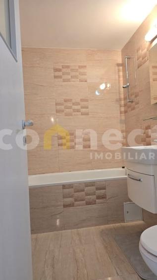 Apartament cu 3 camere decomandat, mobilat în Zorilor