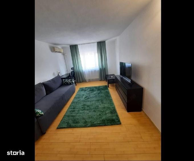 Apartament cu 2 camere decomandat în Aviației