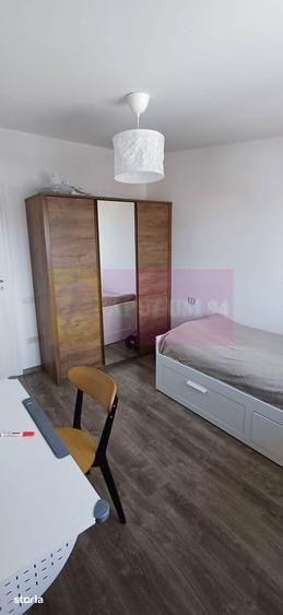 Apartament cu 3 camere semidecomandat, mobilat în Apărătorii Patriei