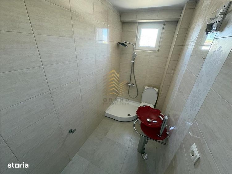 Apartament cu 2 camere decomandat în Decebal