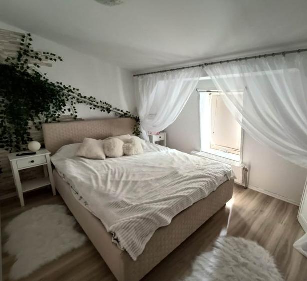 Apartament cu 2 camere, mobilat în Titan