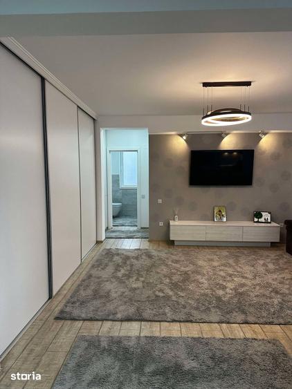 Apartament cu 2 camere semidecomandat în Micro 16