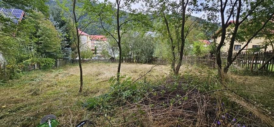 Teren de 566 mp, în Central