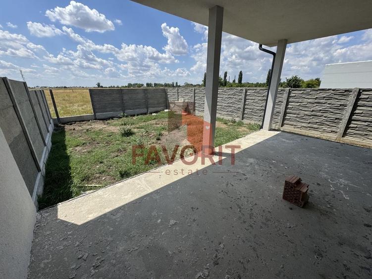 Duplex cu 5 camere cu Canalizare în Girocului