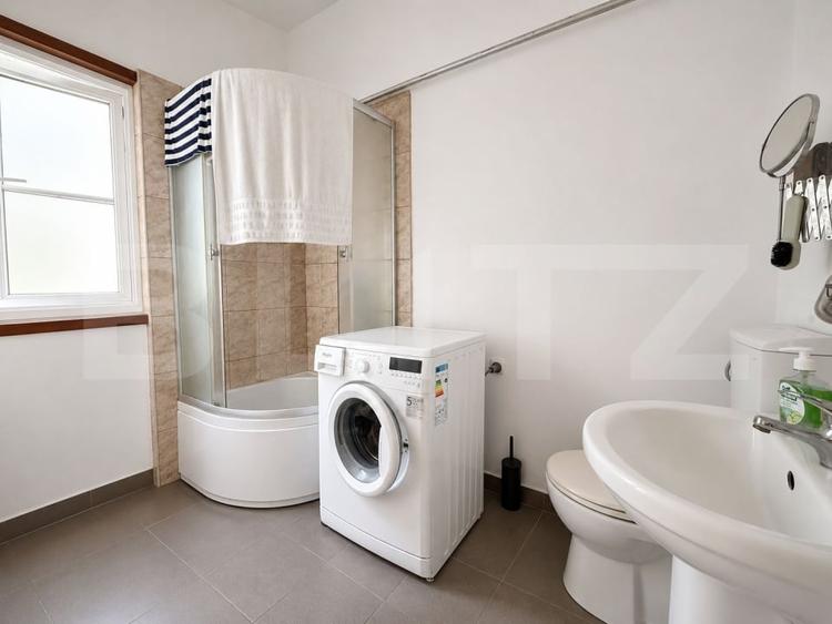 Casă individuală cu 3 camere cu Teren 10900 Mp în Căinelu de Sus