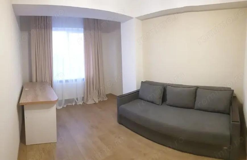 Garsonieră decomandată în Costin Georgian