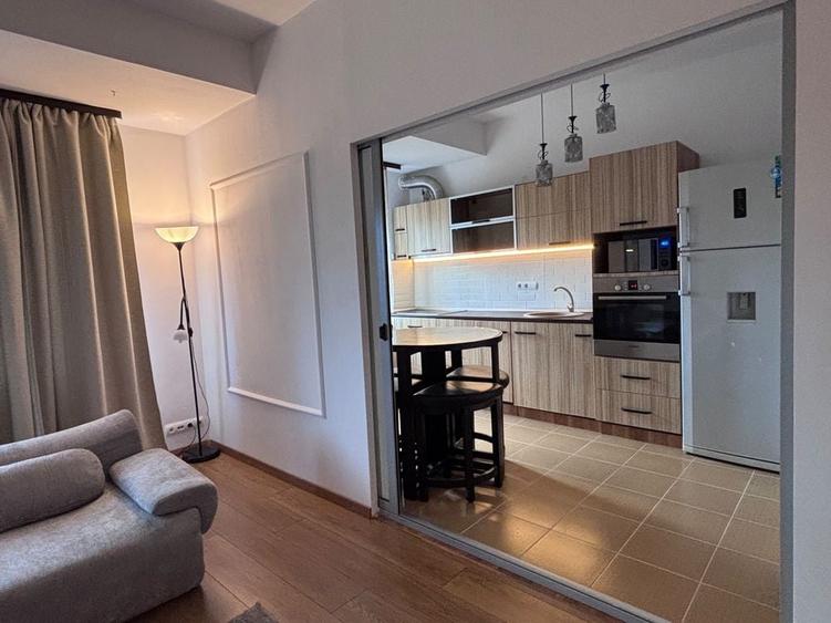 Apartament cu 2 camere semidecomandat în Central