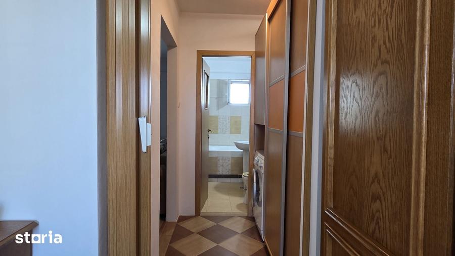 Apartament cu 2 camere semidecomandat în Trivale