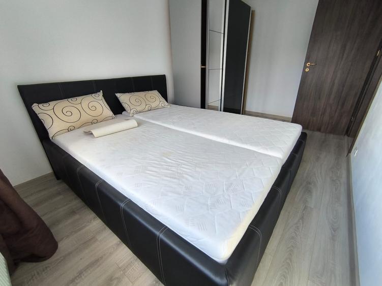 Duplex cu 4 camere cu Canalizare în Dumbrăvița