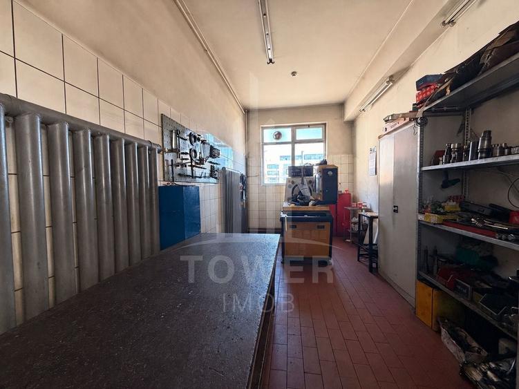 Spațiu industrial, de 1,573 mp, în Vest