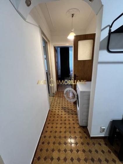 Apartament cu 3 camere decomandat, mobilat în Giurgiului