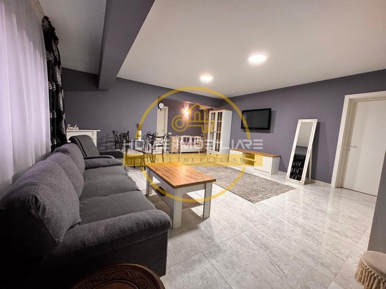 Penthouse cu 4 camere decomandat, mobilat în Copou