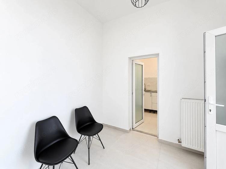 Apartament 2 camere, recent renovat, etaj 1, Bulevardul Revolutiei - 15