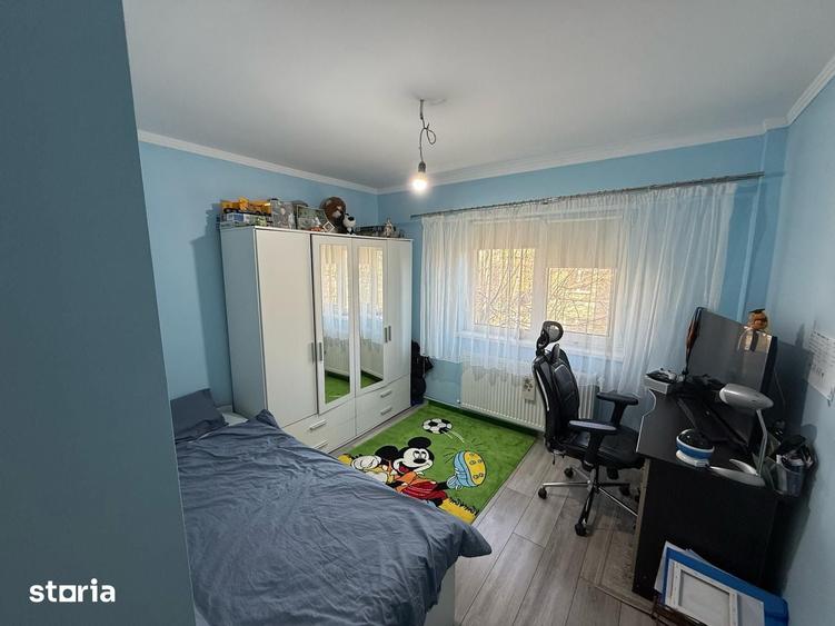 Apartament cu 4 camere decomandat în Lucian Blaga