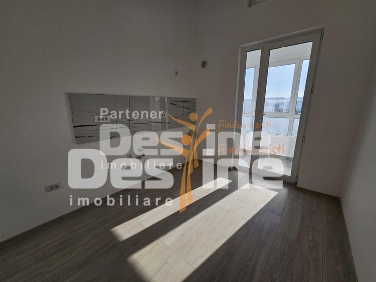 Apartament cu 3 camere decomandat în Păcurari