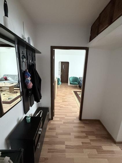 Apartament cu 2 camere semidecomandat în George Enescu