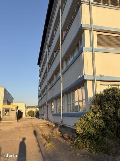Spațiu comercial, de 550 mp, în Central