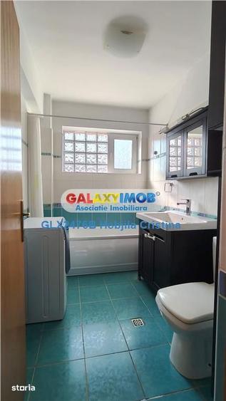 Apartament cu 3 camere, mobilat în Central