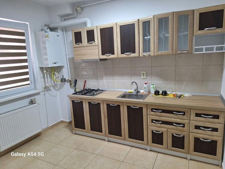Garsonieră decomandată în Central