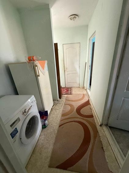 Casă cu 3 camere în Cruceni