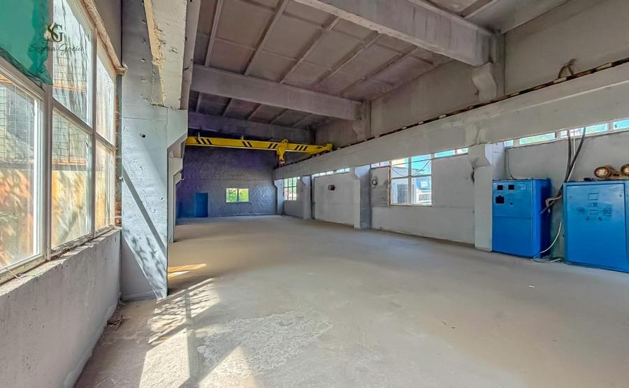 Spațiu industrial, de 300 mp, în Făgăraș
