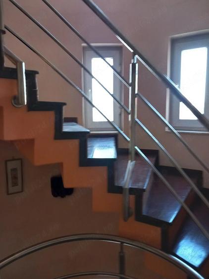 Casă cu Teren 500 Mp în Craiovei