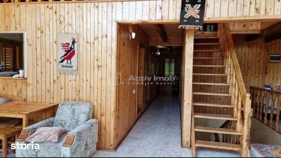 Casă cu 6 camere cu Teren 1618 Mp în Bran
