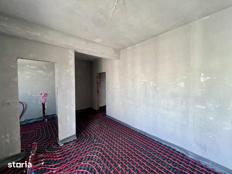 Apartament cu 3 camere nedecomandat în Moșnița Nouă