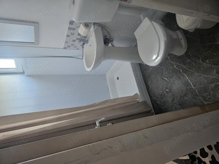 Casă cu 6 camere cu Teren 344 Mp în Costinești