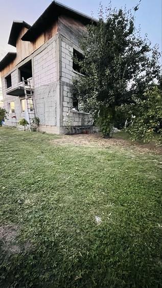 Casă cu 4 camere în Găgeni