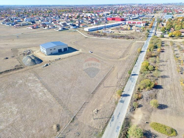 Teren Construcții intravilan de 4800 mp, în Vladimirescu