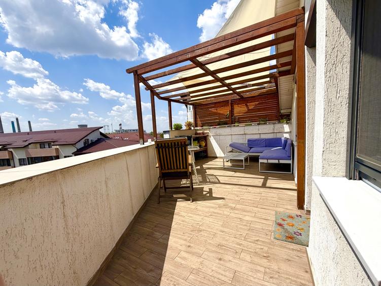Apartament cu 3 camere decomandat, mobilat în Titan