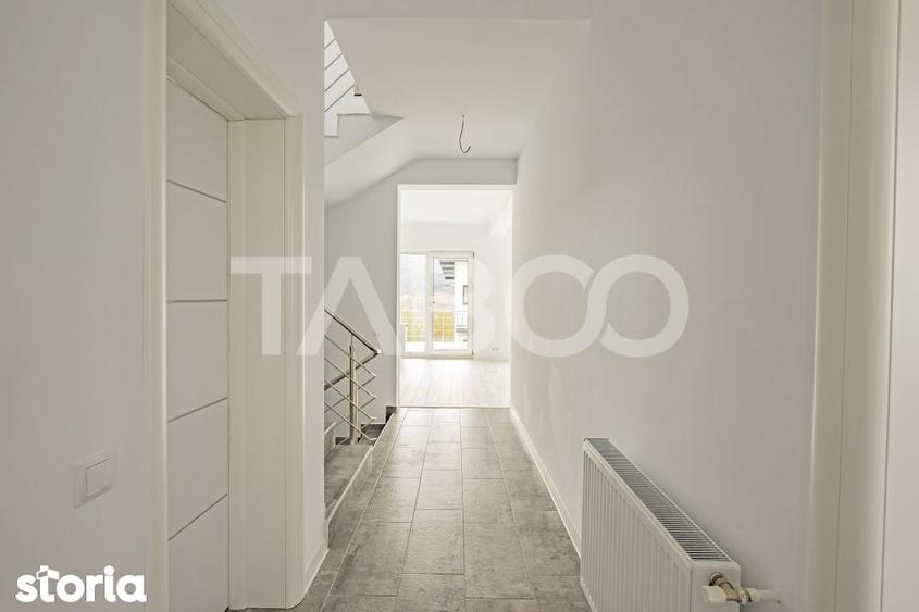 Casă cu 4 camere decomandat cu Teren 177 Mp în Central
