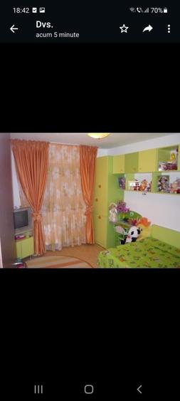 Inchiriez o cam. pt o fata in ap.3 cam - 4