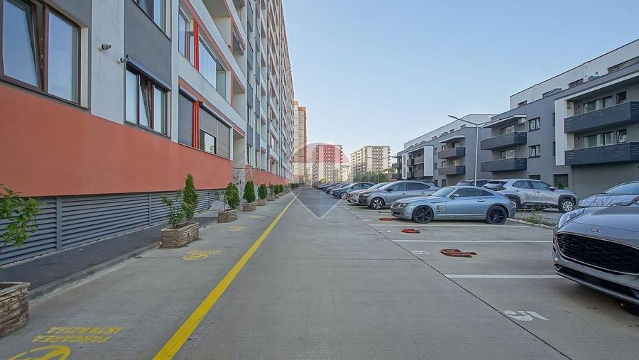 Apartament cu 2 camere decomandat, mobilat în Tractorul