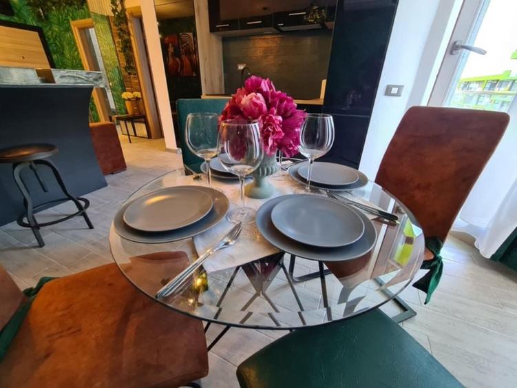 Apartament cu 2 camere semidecomandat în Central
