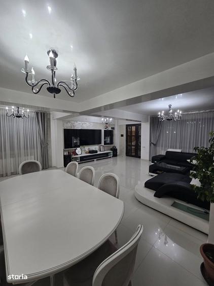 Casă cu 4 camere cu Teren 260 Mp în Chercea