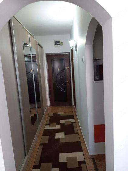 Garsonieră decomandată în Socola