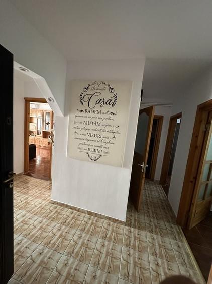 Casă cu 3 camere în Central
