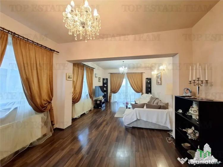 Casă cu 5 camere cu Teren 550 Mp în Corbeanca