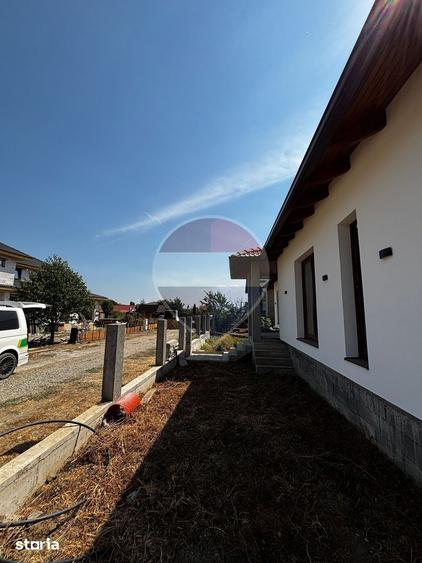 Casă cu 4 camere cu Teren 500 Mp în Ighiu