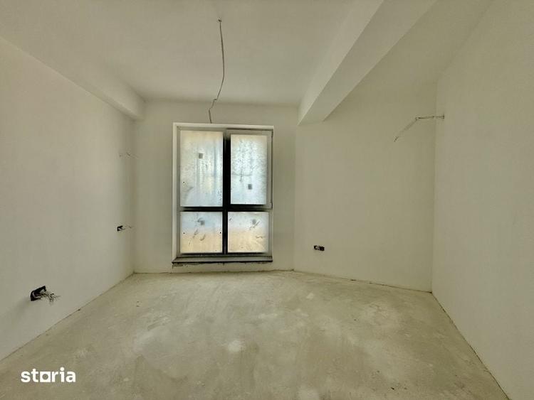 Apartament cu 3 camere decomandat în Ștefan cel Mare